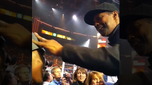 Denzel Washington -- Gives Props to Paralyzed Boxer ... At NBC Fight Night