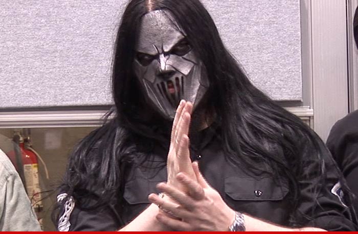 Slipknot Mick Thompson Stabbed