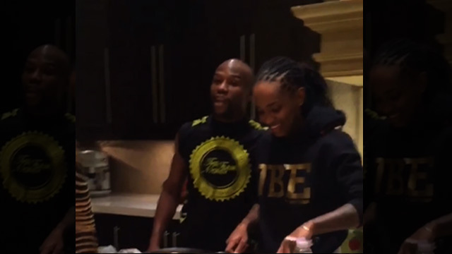 Floyd Mayweather -- $1,000 A Plate Training Diet ... To Kick Manny's Ass