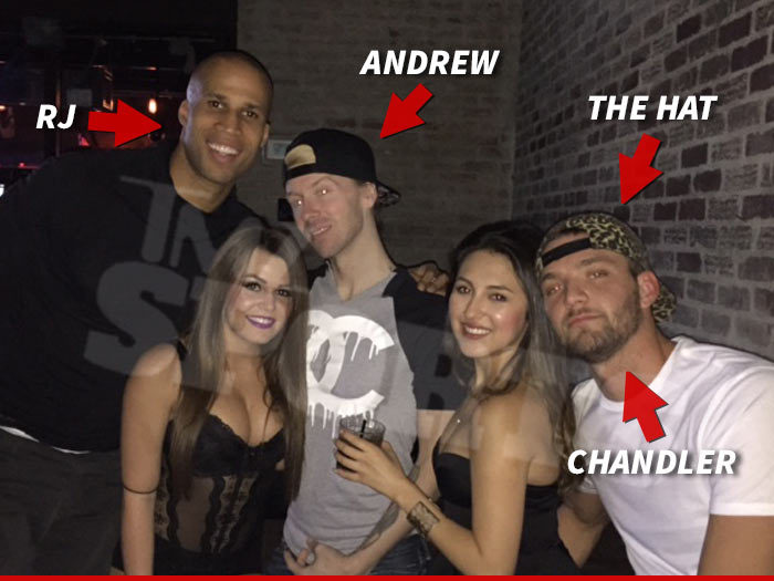 NBA's Richard Jefferson -- Buys Hat Off Dude's Head ... For $700!