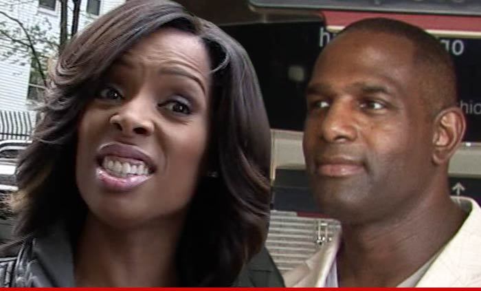 Tyler Perry Star Tasha Smith -- Ditching My Scrub Husband Is Costing Me a Fortune