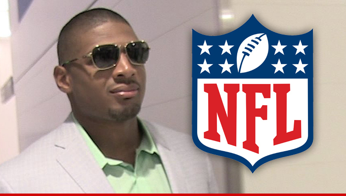Bisexual NFL Player -- 'Michael Sam Does Not Speak for All of Us'