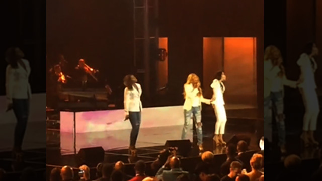 Destiny's Child Reunite for Awesome Performance ... Yep, With Beyonce!!!