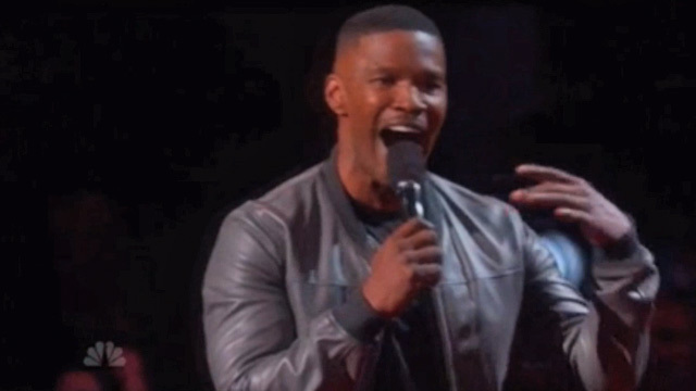 Jamie Foxx -- Rides Bruce Jenner's Nuts