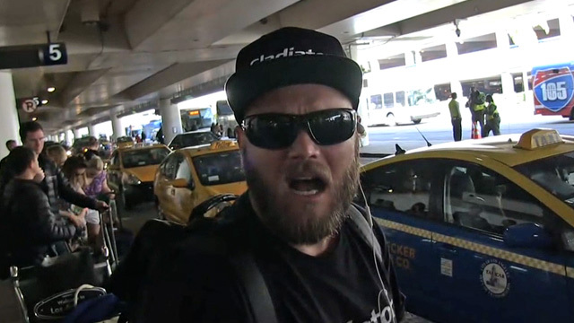 Burt Jenner -- Jamie Foxx's Bruce Jokes ... Desperate Attempt to Stay Relevant (VIDEO)