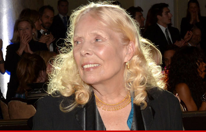 Joni Mitchell -- Legendary '60s Singer Hospitalized