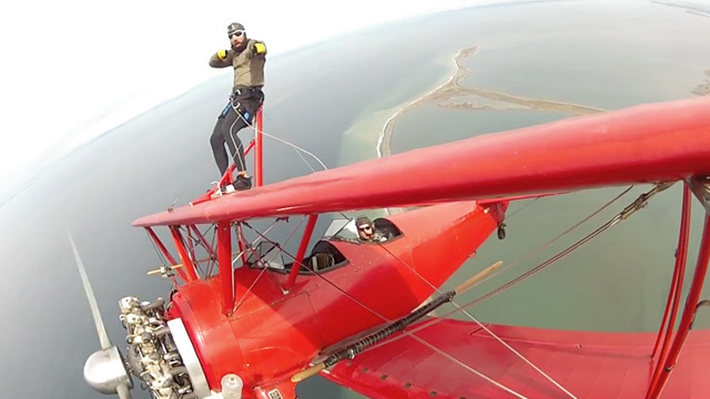 NFL Star DeAndre Levy -- Insane Wing Walking Video ... Dude's a Maniac!