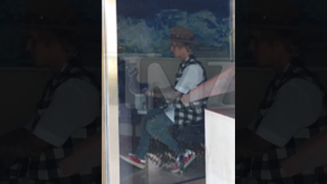 Justin Bieber Headlines At Coachella for Audience of 10