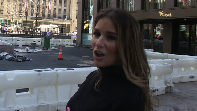 Jessie James Decker -- 2nd Baby Wasn't Planned ... Pleasant Surprise