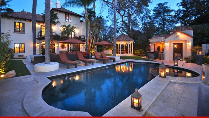 Marc Anthony -- Sells L.A. Party Mansion ... to NBA Star