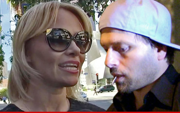 Pam Anderson, Rick Salomon Divorce Settled ... Pam Scores $1 Mil