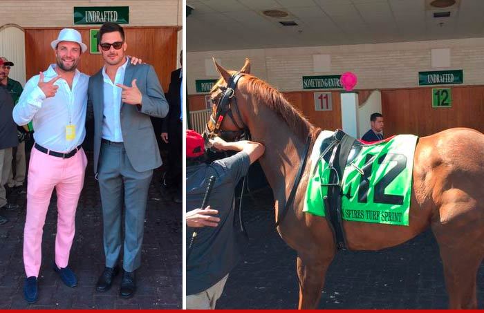 Wes Welker's Horse -- 2ND PLACE AT CHURCHILL DOWNS ... Again