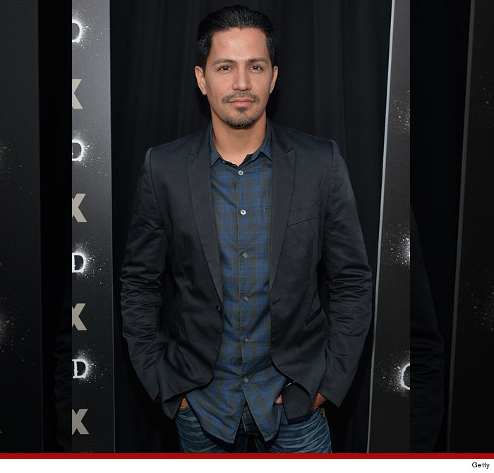 10 Hottest Mexican Men In Hollywood To Celebrate Cinco de Mayo!
