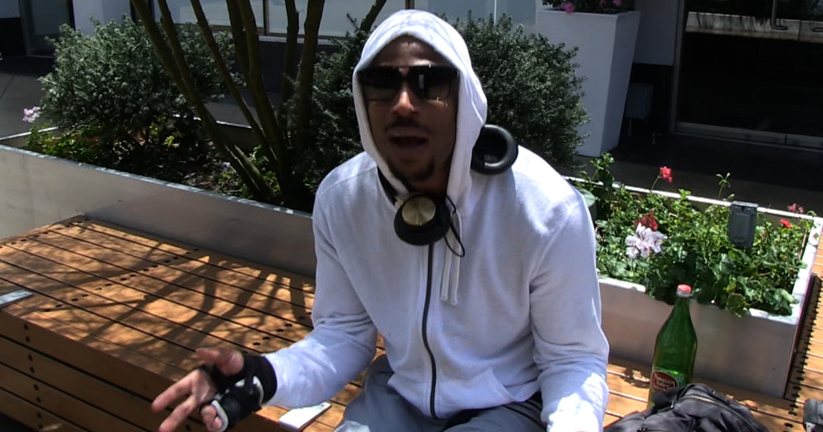 Marlon Wayans -- Jamie Foxx's Nat'l Anthem ... Blame It On the A A A Alcohol!
