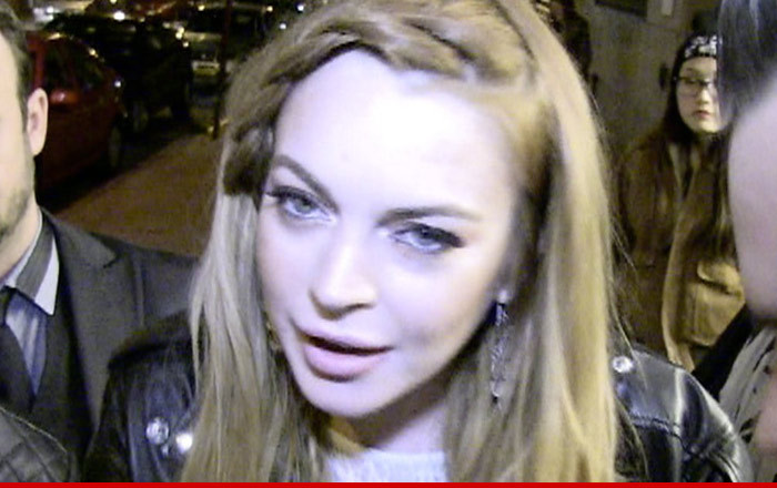 Lindsay Lohan Slacks Off Again on Community Service ... Arrest Warrant Likely