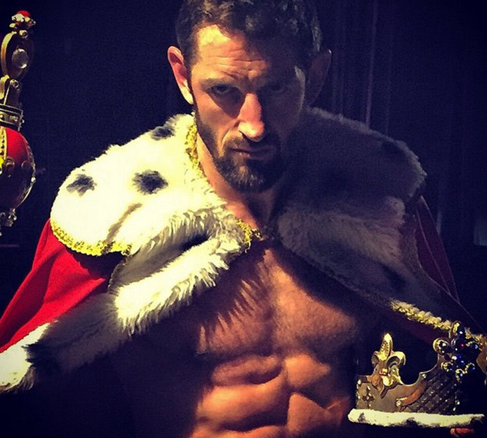 16 Raw Photos of Wade Barrett To Make Him King of Your Ring!
