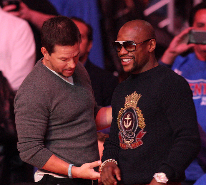 Wahlberg to Mayweather -- You're a Great Boxer, But that Jewelry ... Fabulous! (PHOTO)