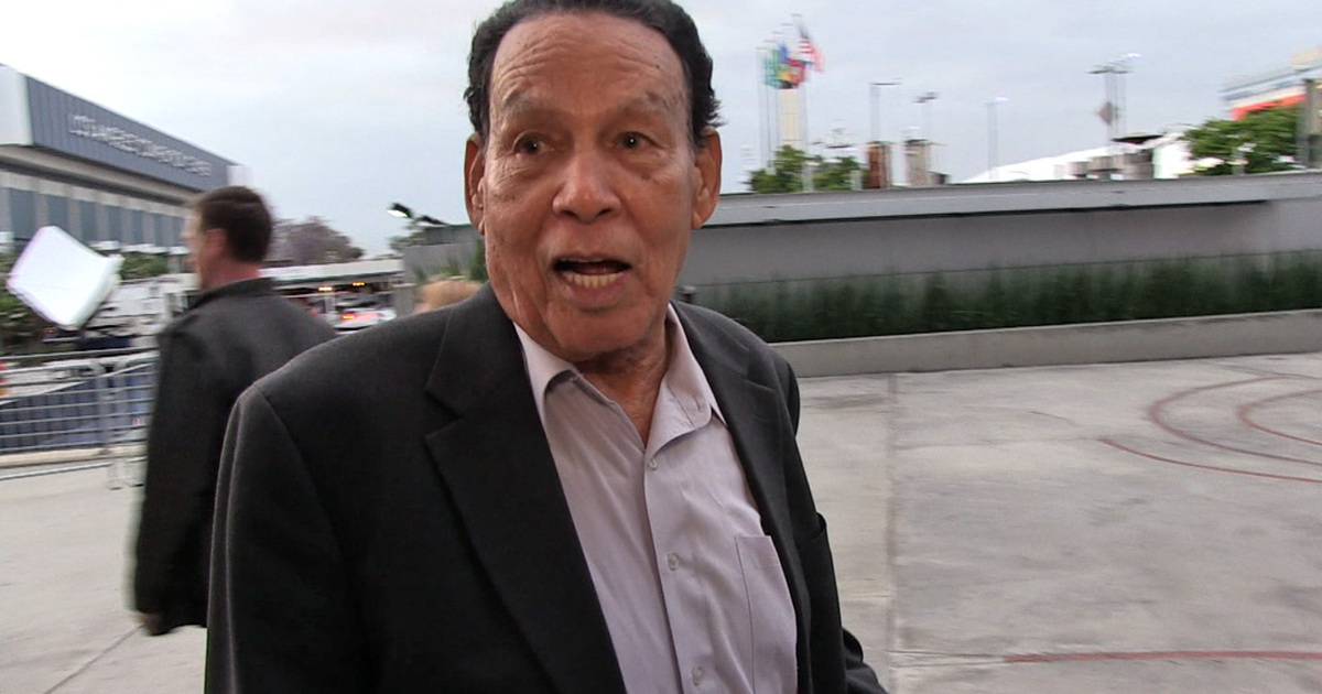 Trevor Ariza's Grandpa -- I'd 'Kick the S**t' Outta Matt Barnes ... If He Trash Talked Me!