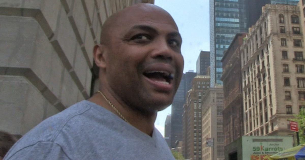 Charles Barkley -- Sounds Off On Tom Brady ... Fantasy Value Takes a Hit