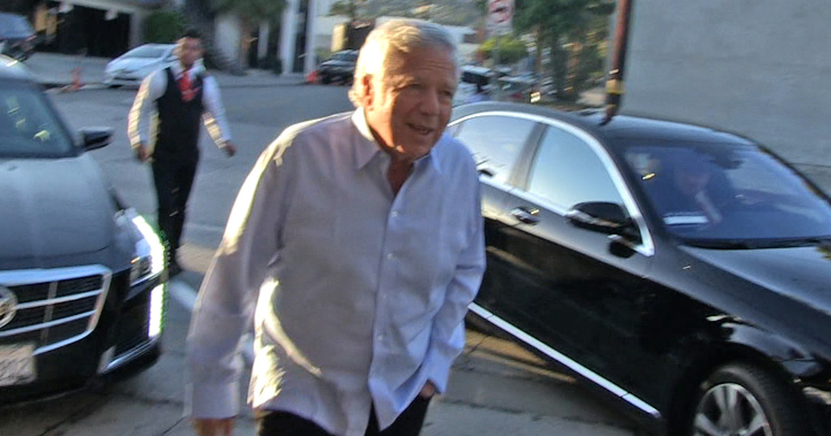 Robert Kraft -- Roger Goodell Can't Touch This ... Fancy Dinner with My Hot Girflriend
