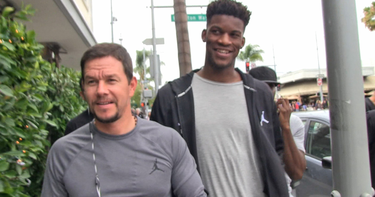 Mark Wahlberg -- 'Tom Brady's the Jimmy Butler of Football'