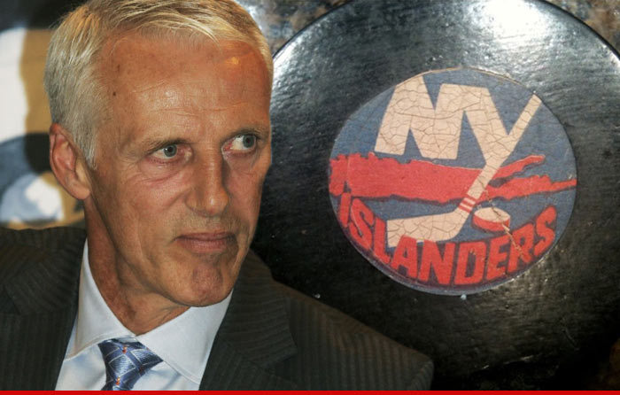 NHL's Mike Bossy -- Legendary '50 In 50' Puck ... Nets $6,850 At Auction