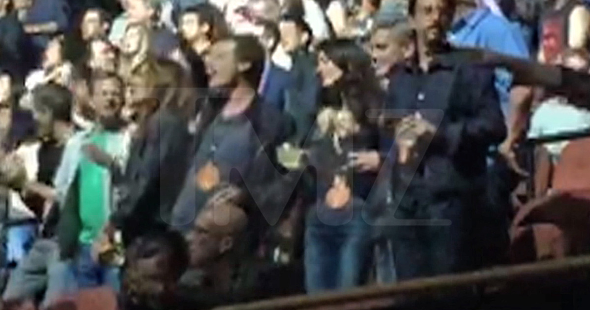George Clooney, Amal, Cindy Crawford and Rande Gerber Show Off Dance Moves at U2 Concert (VIDEO)