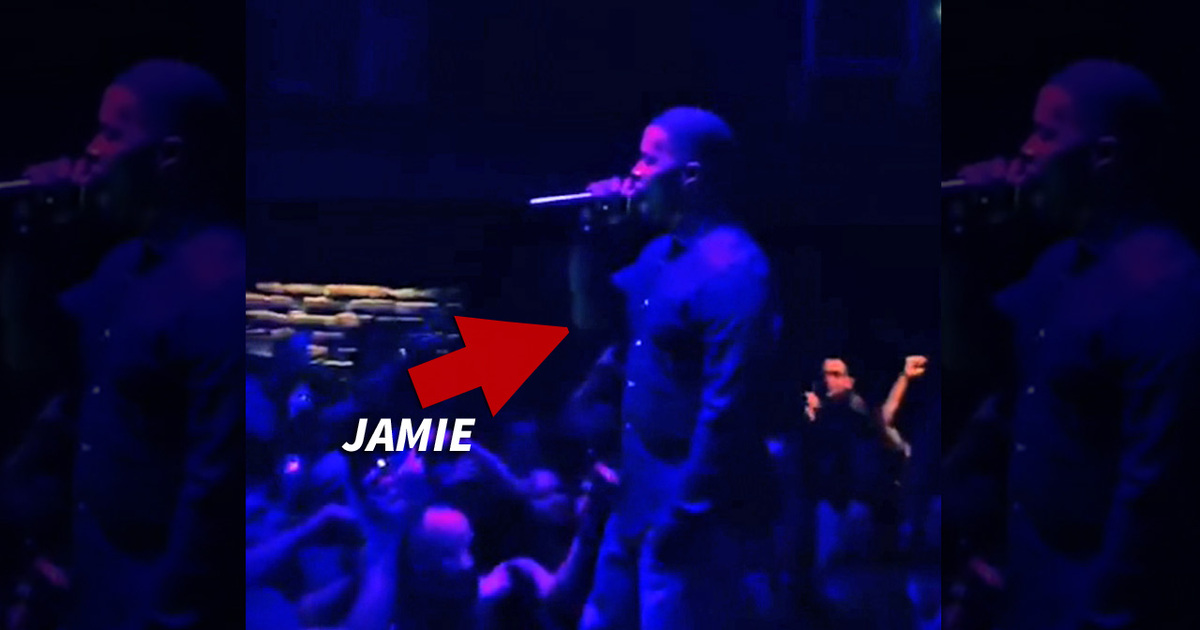 Jamie Foxx -- Surprise Concert in Small Town, Montana ... Django in the House!!