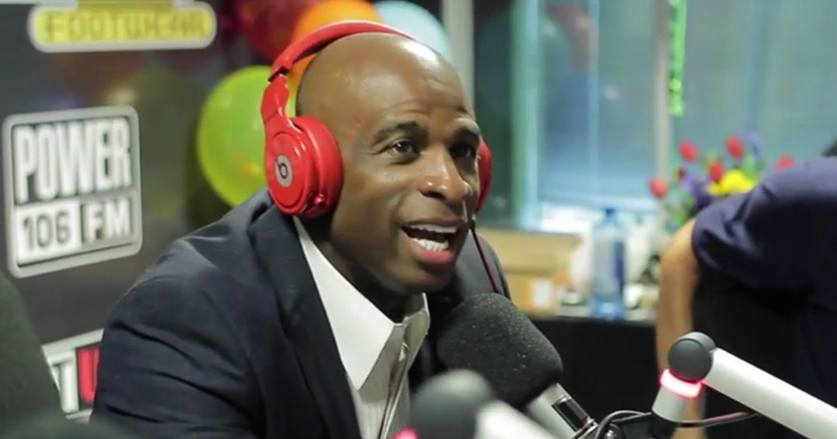 Deion Sanders Warns Oscar De La Hoya -- COMEBACK IS HUGE MISTAKE!!!