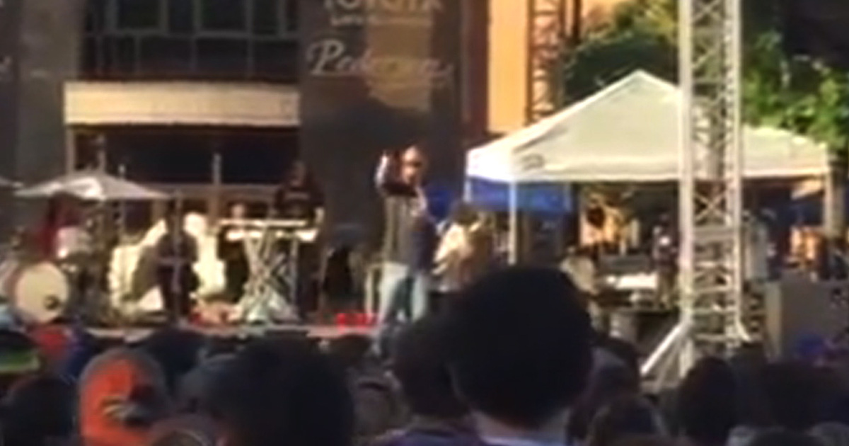 Smash Mouth Singer -- Quit Tossing Bread at Us ... You 'Punk Bitches' (VIDEO)