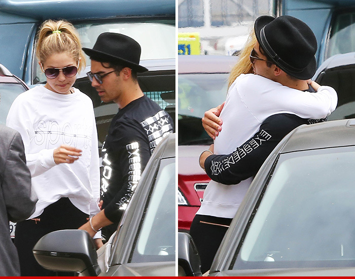 Gigi Hadid, Joe Jonas -- In Case it Wasn't Clear .... (PHOTOS)