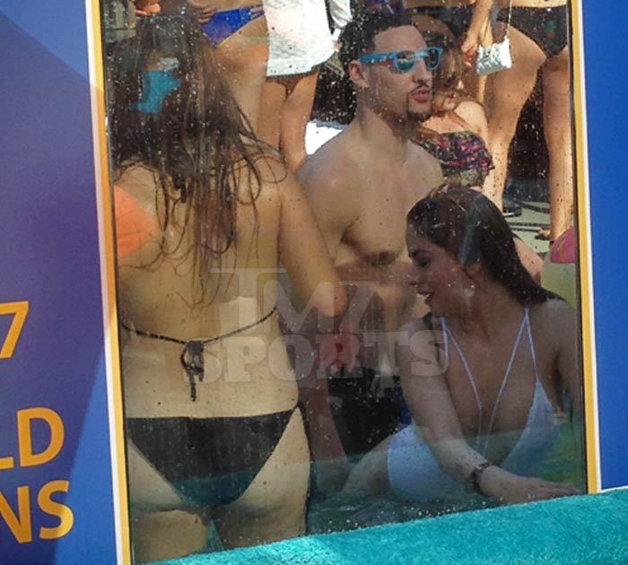 Klay Thompson -- Underwater Twerk Fest ... At Vegas Pool Rager