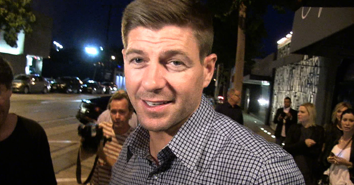 Steven Gerrard -- I Pick My Clothes Better Than I Pick My Teams ... I Thought England Was A Lock