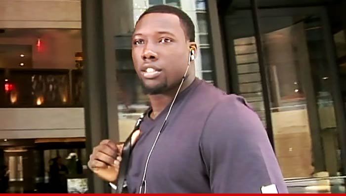 Jason Pierre Paul -- Kept Injury On the Low ... No Cops, No 911