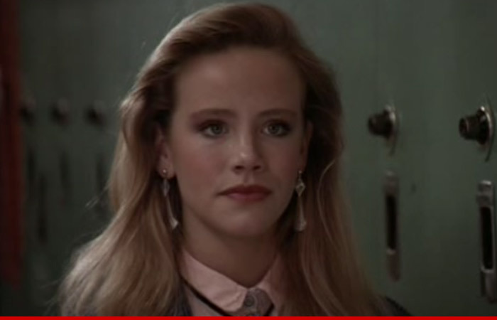 Amanda Peterson Dies -- 'Can't Buy Me Love' Star Dead at 43