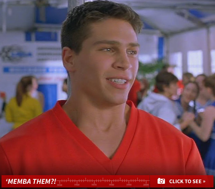 RCH Cheerleader Les in 'Bring It On': 'Memba Him?!