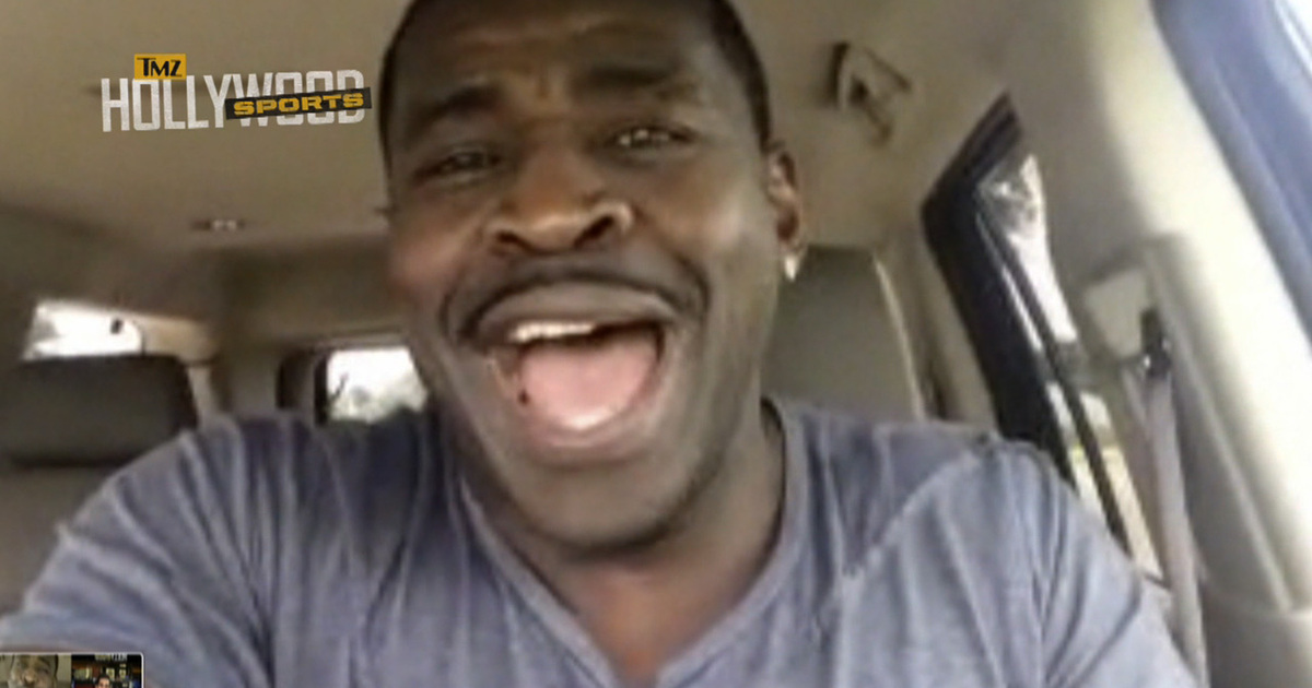 Michael Irvin -- I Relate to Diddy ... Cops Called On Me at Son's Game