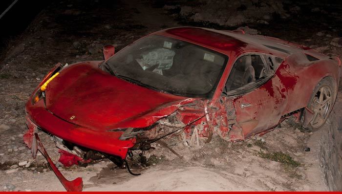 Soccer Star Arturo Vidal -- Dodges Bullet In DUI Ferrari Crash