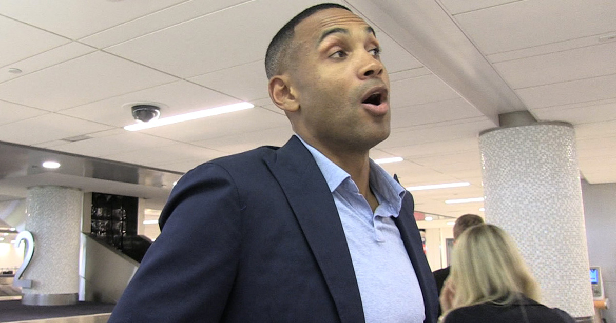 Grant Hill -- Sorry Shaq ... Your Shoe Was The Ugliest EVER