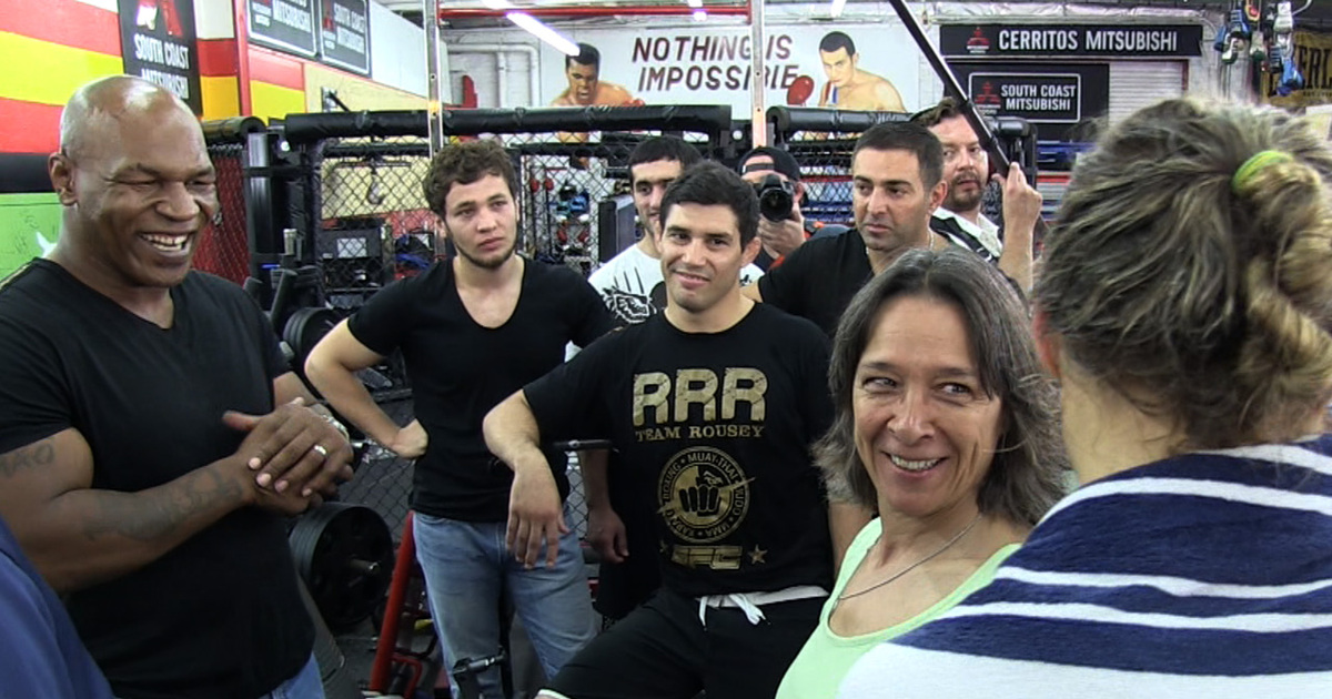 Mike Tyson -- Ronda Rousey's a Beast ... I Love Her Mom!