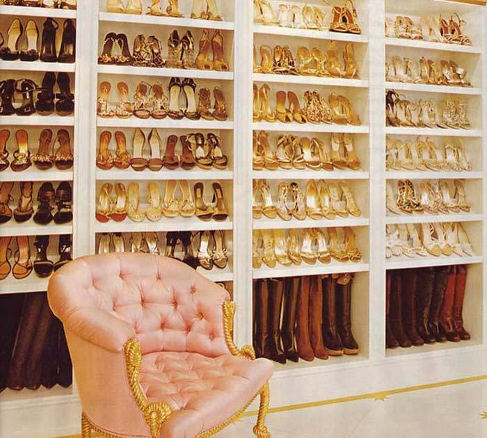 Mariah Carey – The Gold Standard In Closets