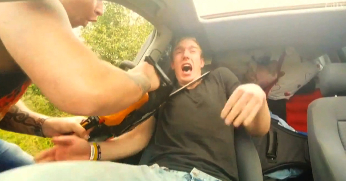 Chainsaw Attack Scares Crap Out of Sleeping Guy (VIDEO)