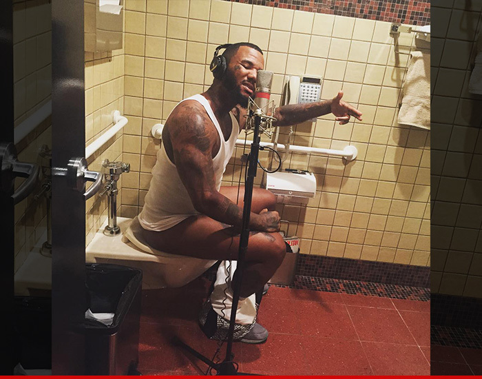 The Game – My New Album's Gone to Pot (PHOTO)