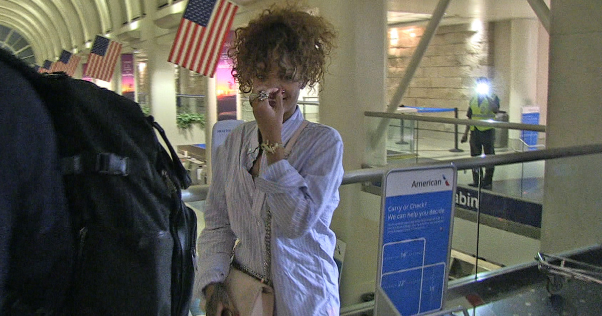 Rihanna -- Hey, Miss Piggy ... Call Me! (VIDEO)