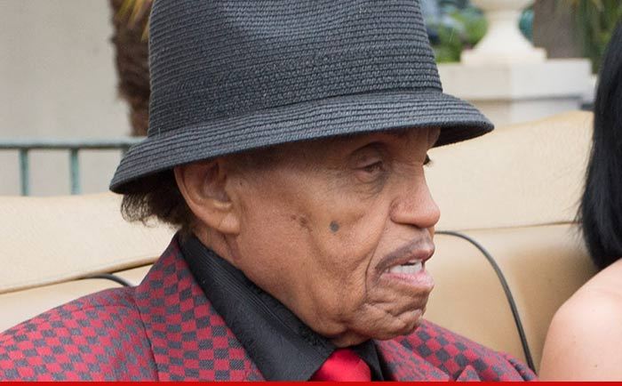 Joe Jackson -- Pacemaker Surgery after 3 Heart Attacks