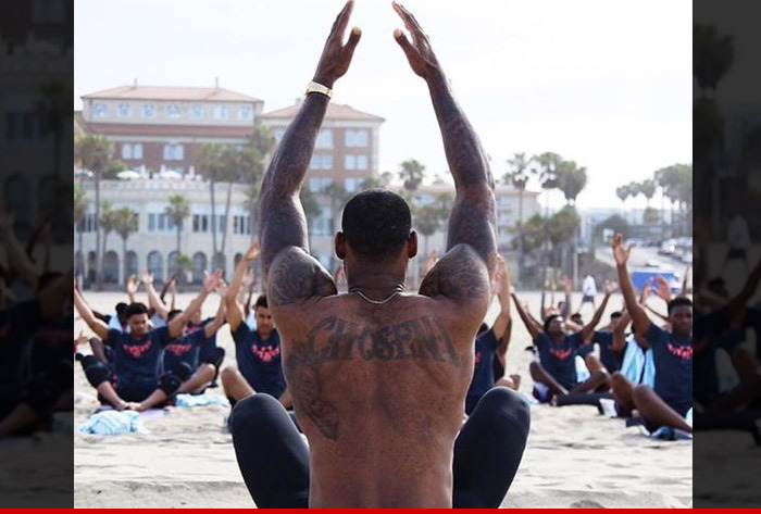 LeBron James -- Yoga Master ... Says College BBall Star