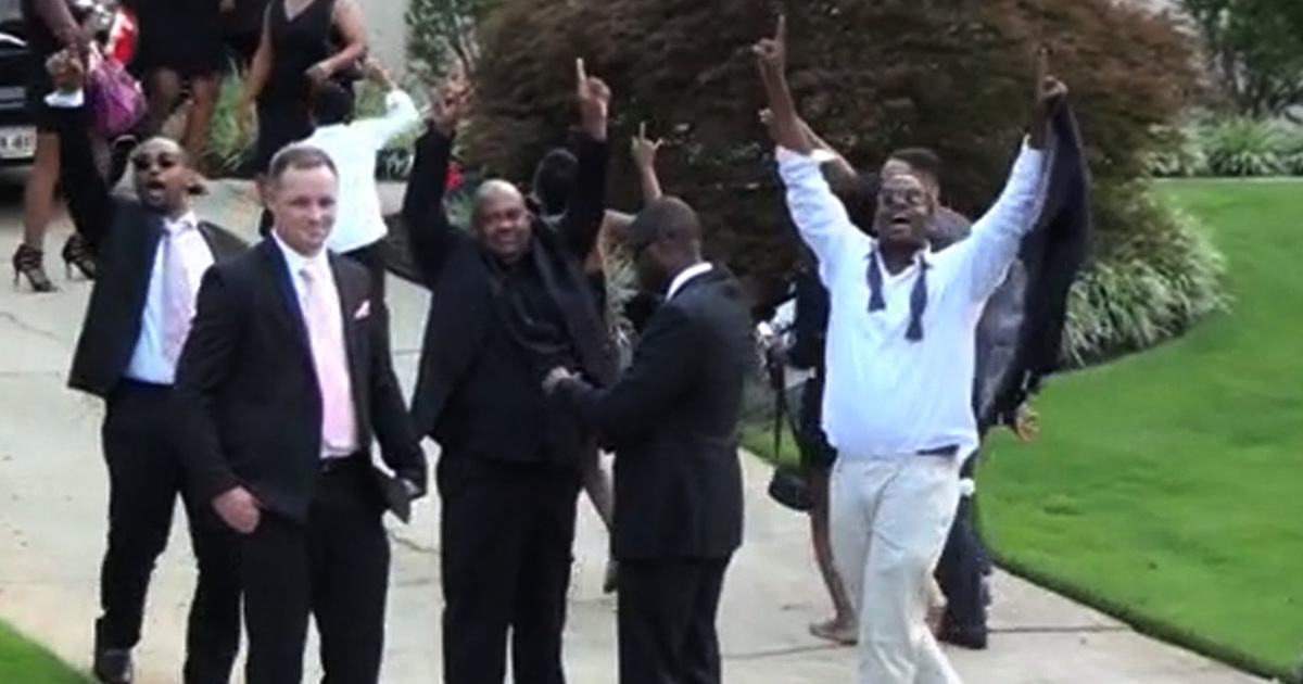 Bobbi Kristina -- Post Funeral Party Celebrating Life (VIDEO)