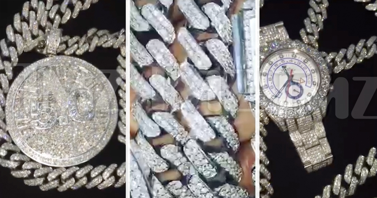 Jamaal Charles -- Chief of Bling Flashes Stats ... in DIAMONDS!!