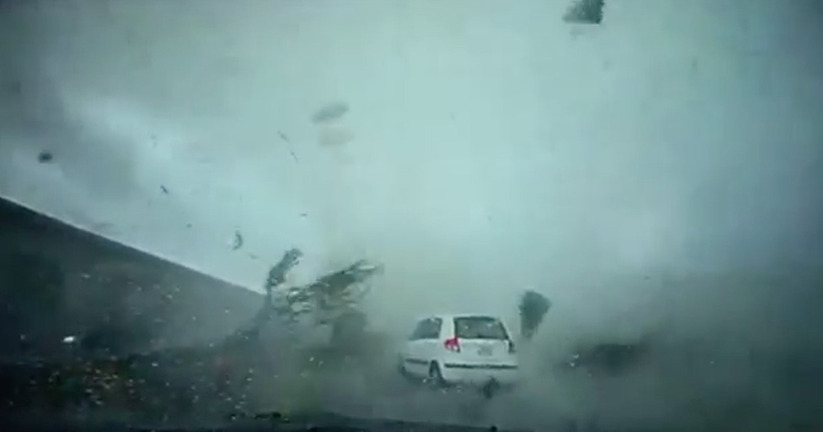 Mini Tornado -- You'll Be Blown Away ... Just Like This Van (Video)