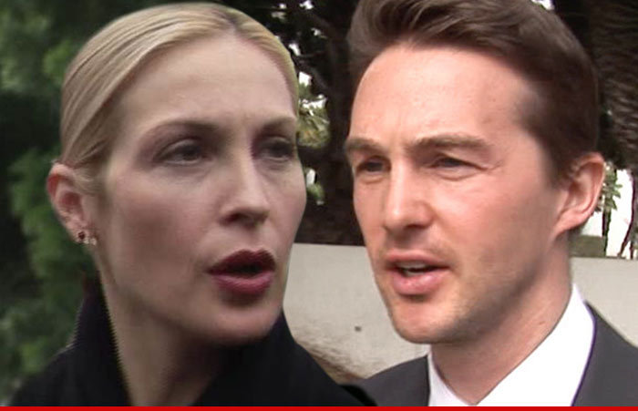 Kelly Rutherford -- Ordered to Court ... With Kids